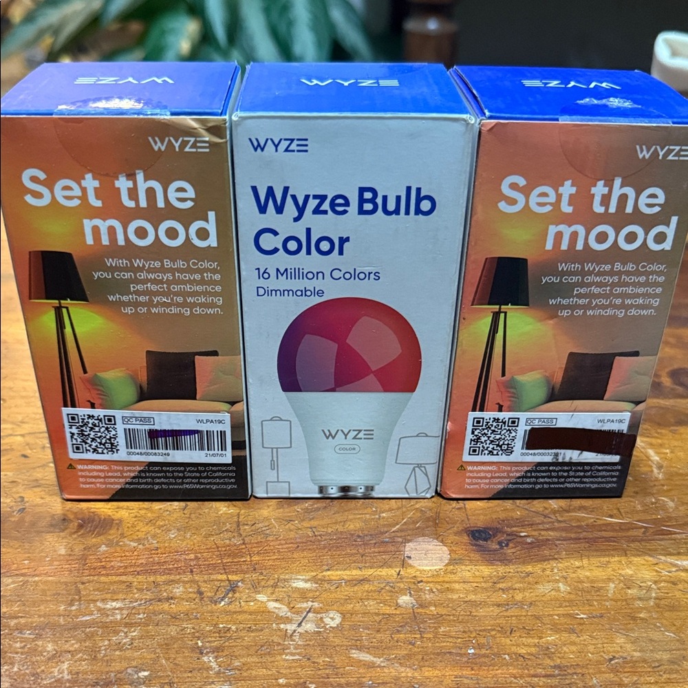 Wyze Light Bulb 1100 Lumens (1)